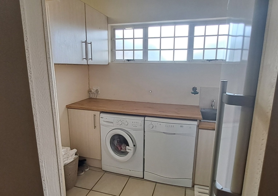  Bedroom Property for Sale in Windsor Park Eastern Cape